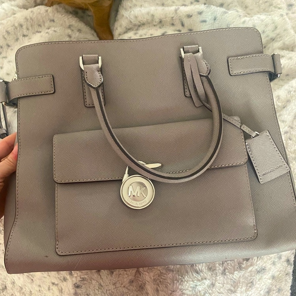 Michael Kors grey purse